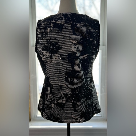 Size Med P Cleo top - Picture 3 of 8